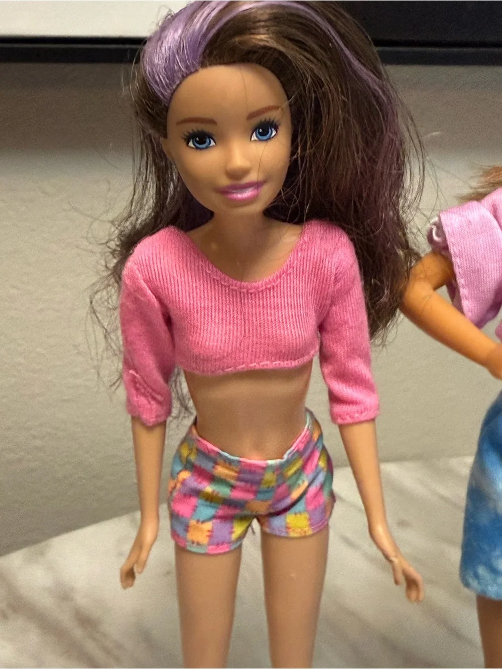 Barbie Mattel Skipper & Petite Barbie dolls in outfits & binoculars